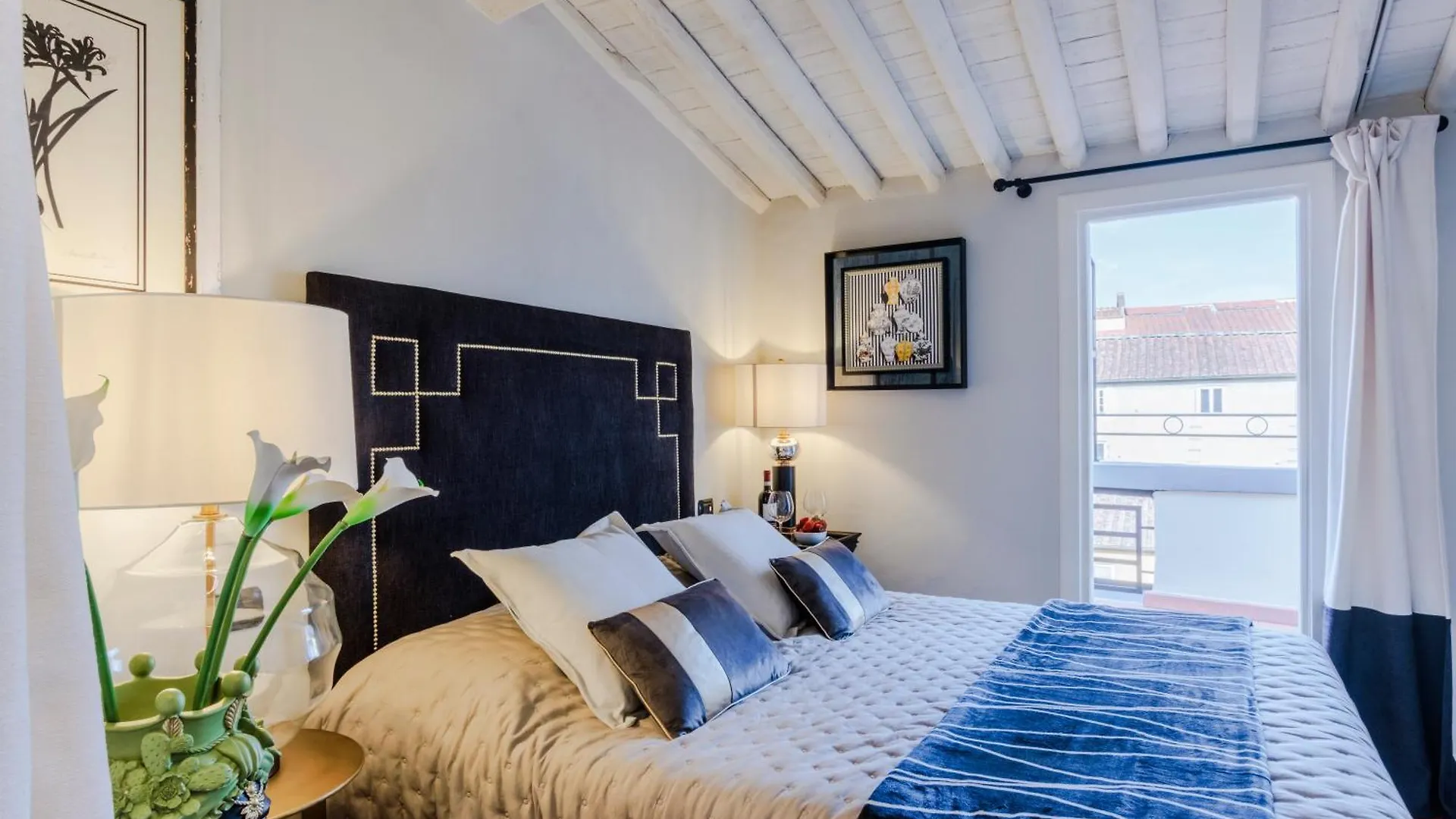 Vakantiehuis Attico Con Grande Terrazza Sulla Citta